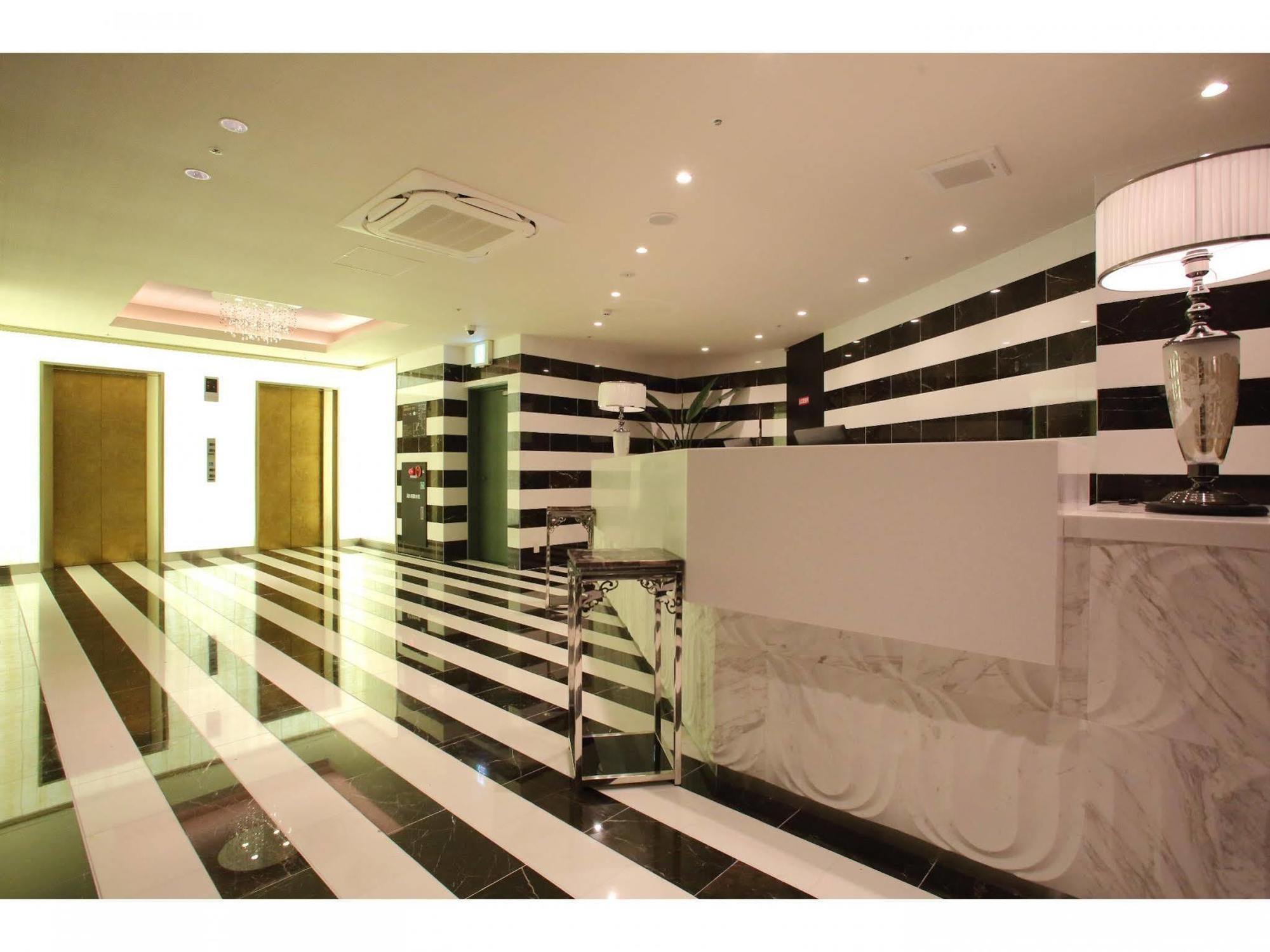 Centurion Hotel Grand Kobe Station 3* Kōbe